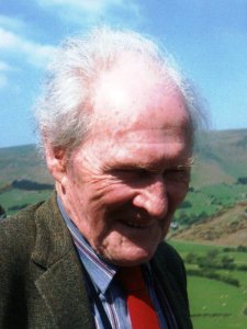 rs-thomas-cheerful-cropped